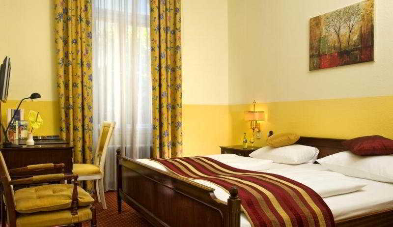 Grand City Hotel Berlin Zentrum Exterior foto